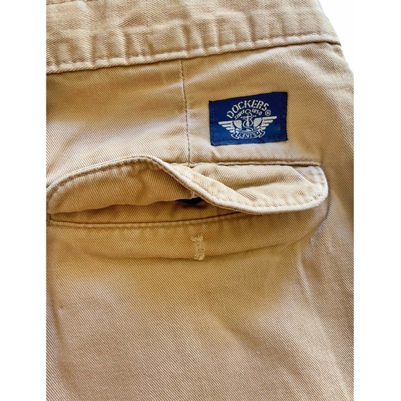 Dockers Levi’s Mens Khakis Tan pleated pants - Picture 7 of 8